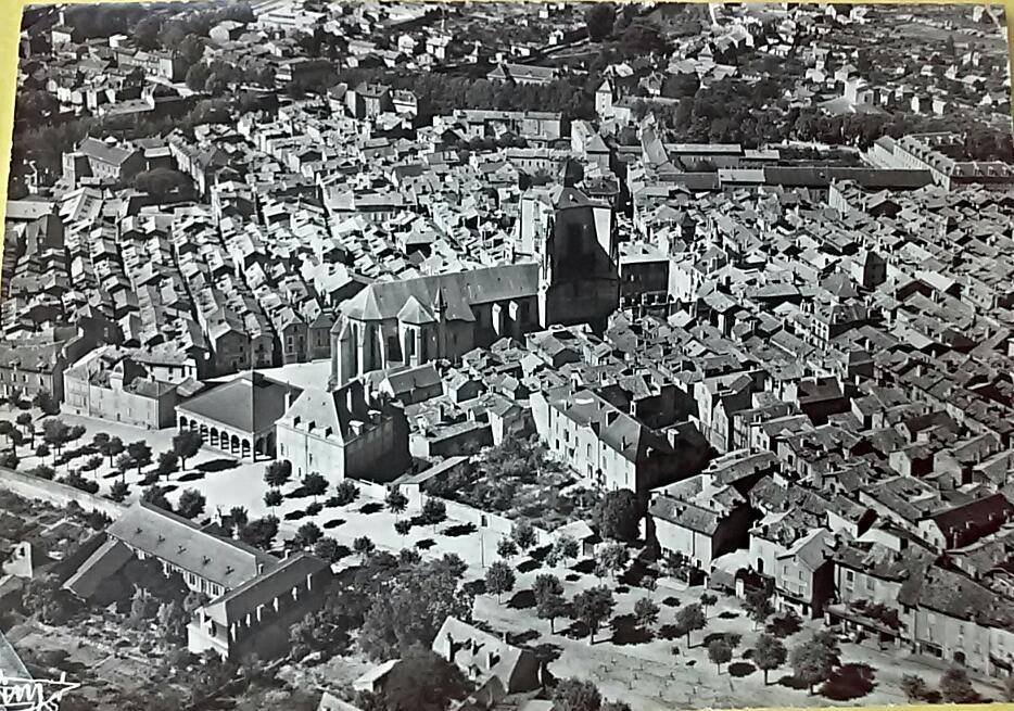 Villefranche-de-Rouergue, photo ancienne vue du ciel